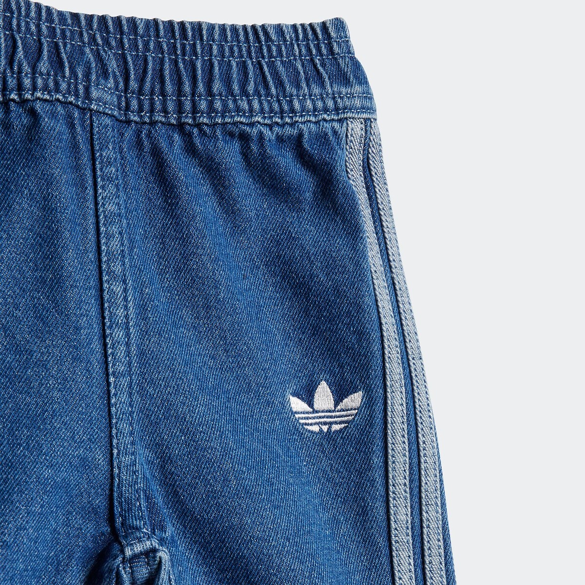 Ensemble sweat col rond en molleton et pantalon en denim denim bleu, adidas Originals