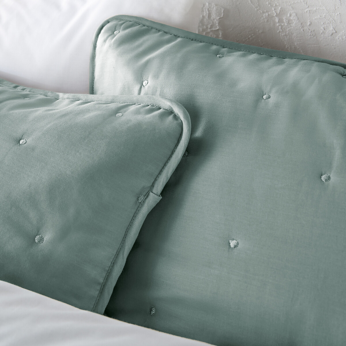 Cubrecama acolchado y bordado, Aéri celadón/guijarro, LA REDOUTE INTERIEURS