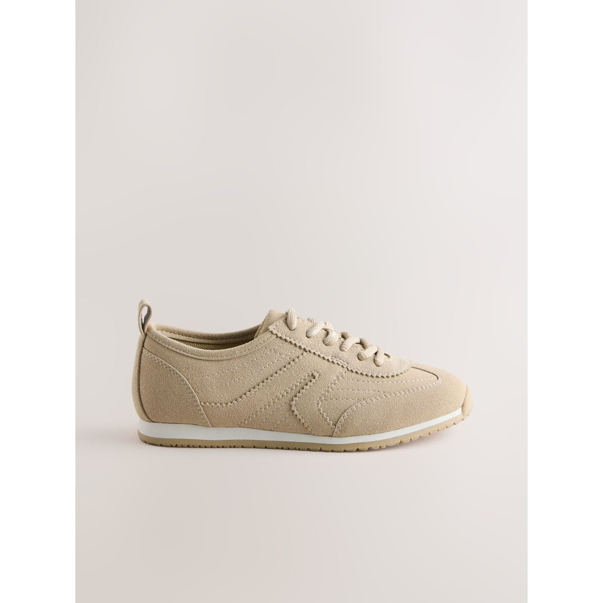 Baskets à lacets style rétro beige neutre, NEXT