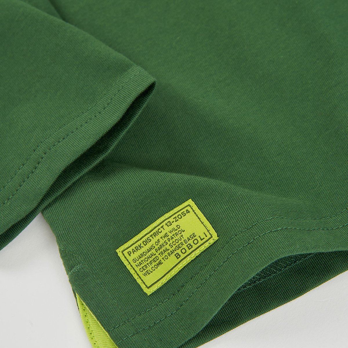 T-shirt garçon en maille imprimé voiture vert, BOBOLI
