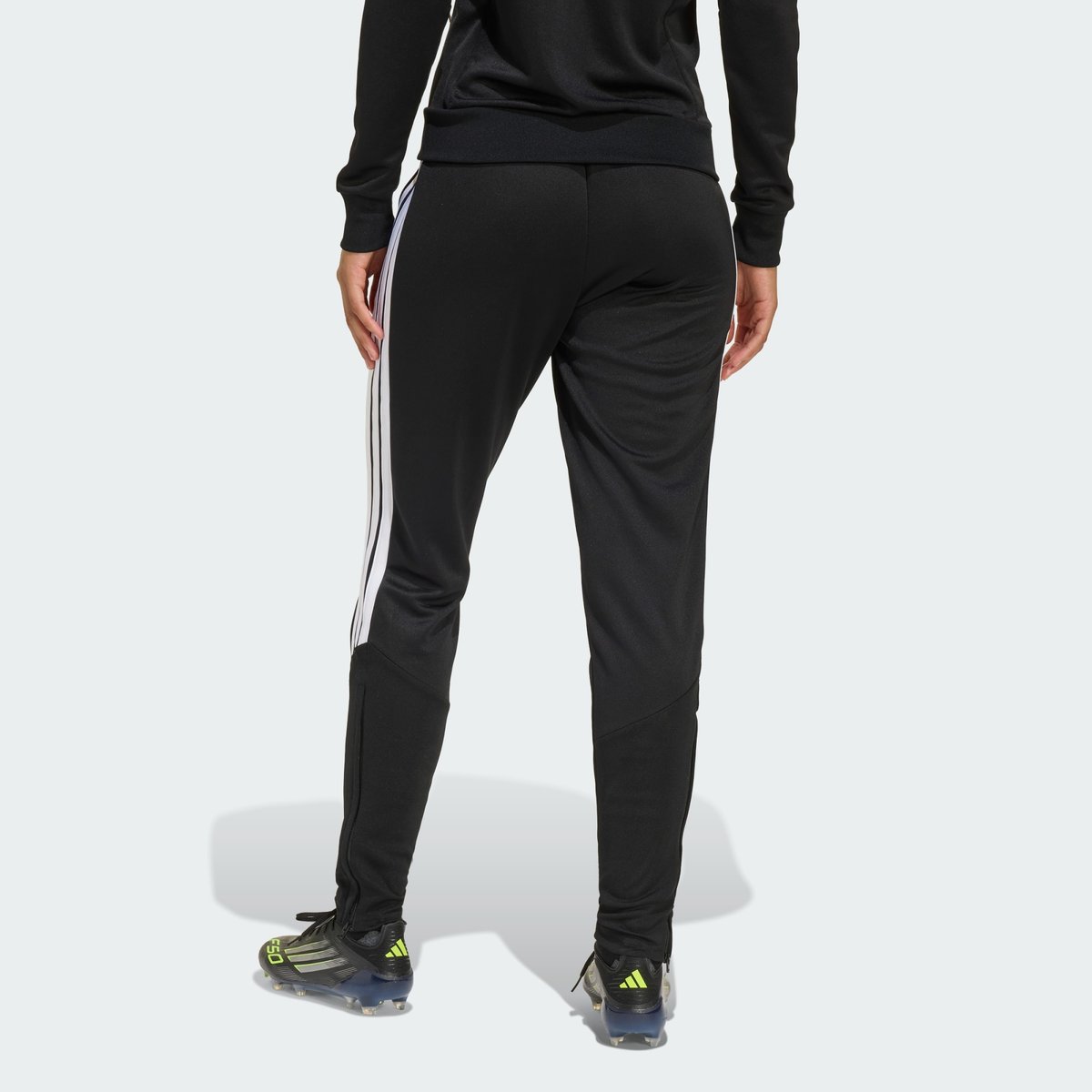 Pantalon De Training Standard Tiro26 League Pantalon De Training Standard Tiro26 League black / white, adidas Performance