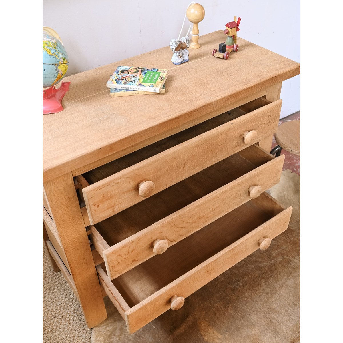 Adorable commode en bois clair Garance N°759 - Bon état bois clair, DEBONGOUT