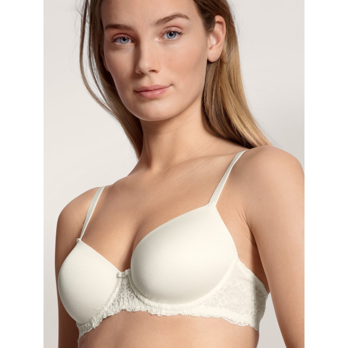 Soutien-gorge à armatures et coques Viscose SENSUAL SECRETS crème d'albâtre, CALIDA