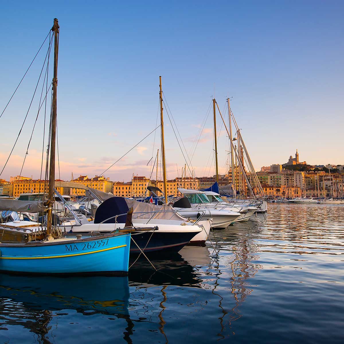 Tableau les pointus du vieux port tableau alu dibond, HEXOA