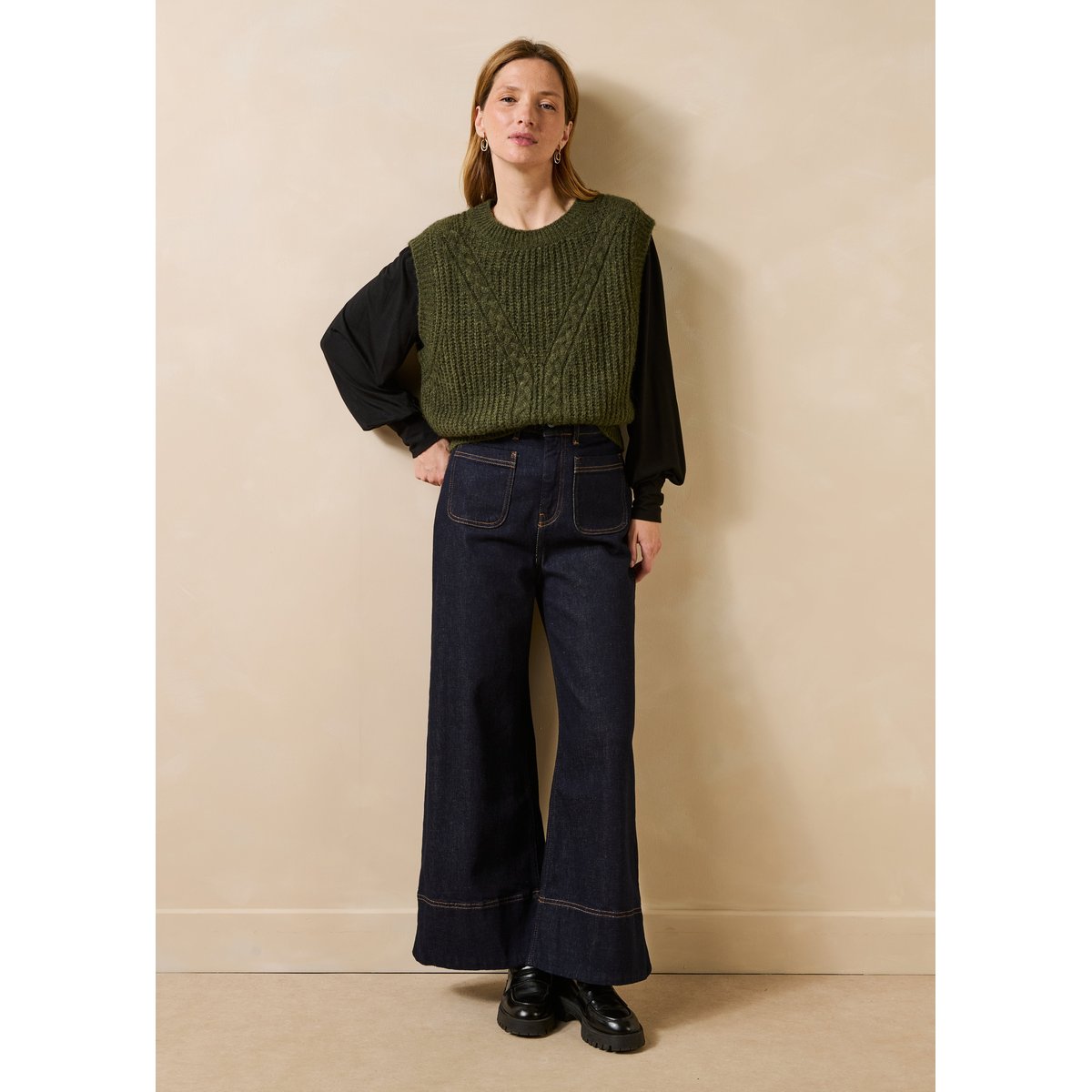 Pull sans manches en côtes perlées col rond kaki, LA FEE MARABOUTEE