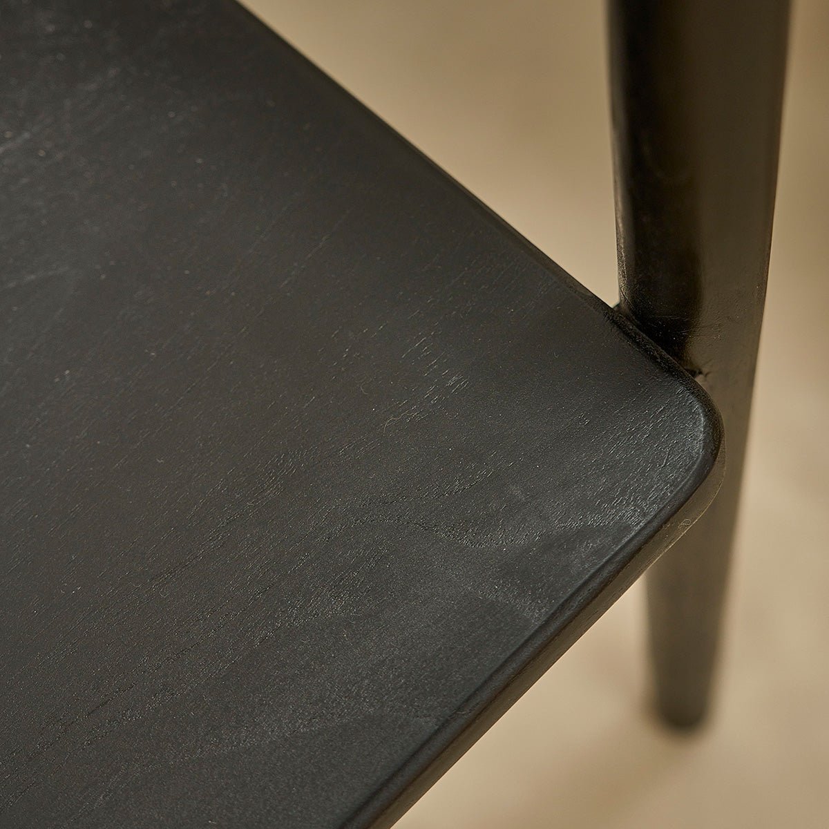 Chaise en teck massif  AMBRE noir, BERAH GETAH