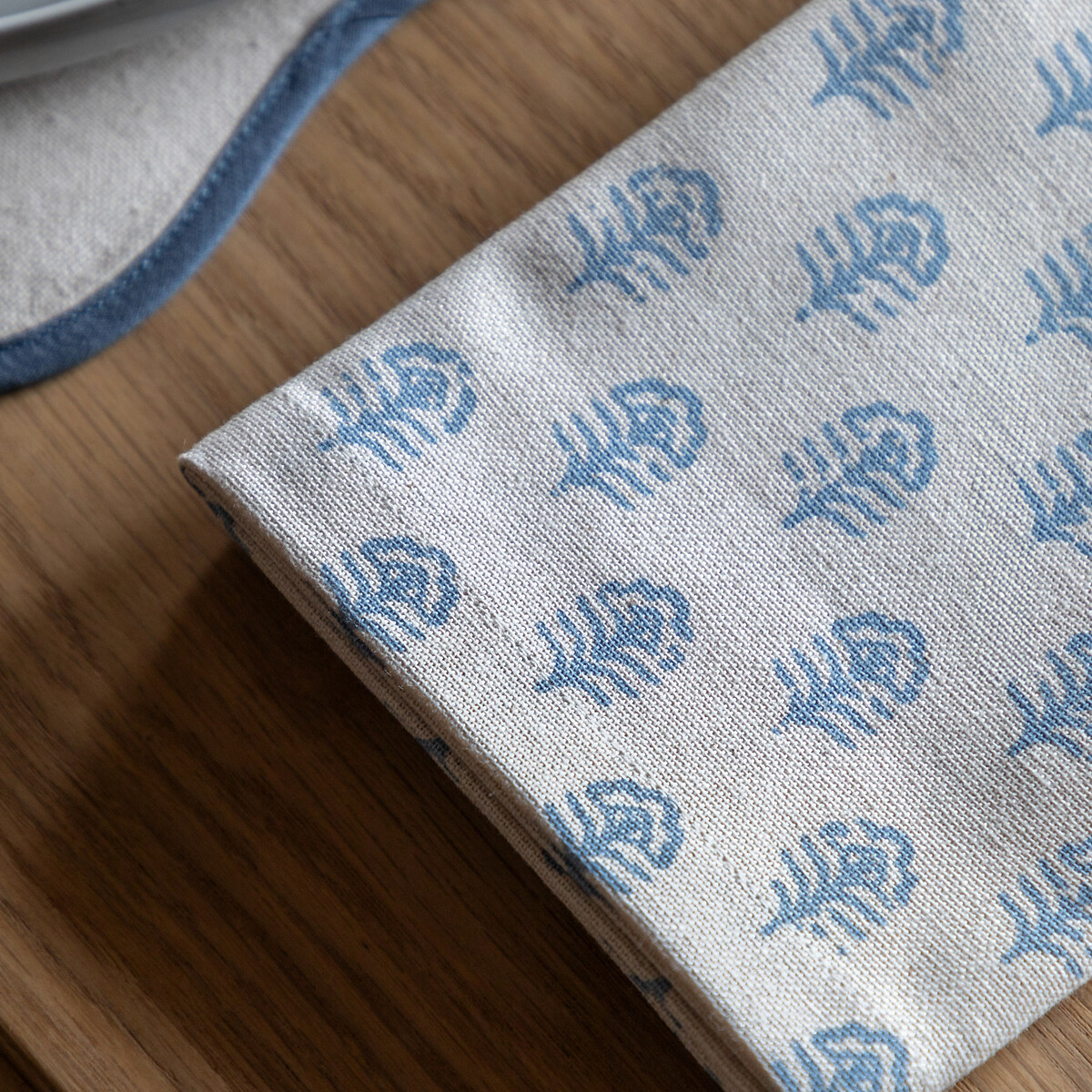 Set of 4 Flora Floral Stamp Napkins blue, ÉDITÉ