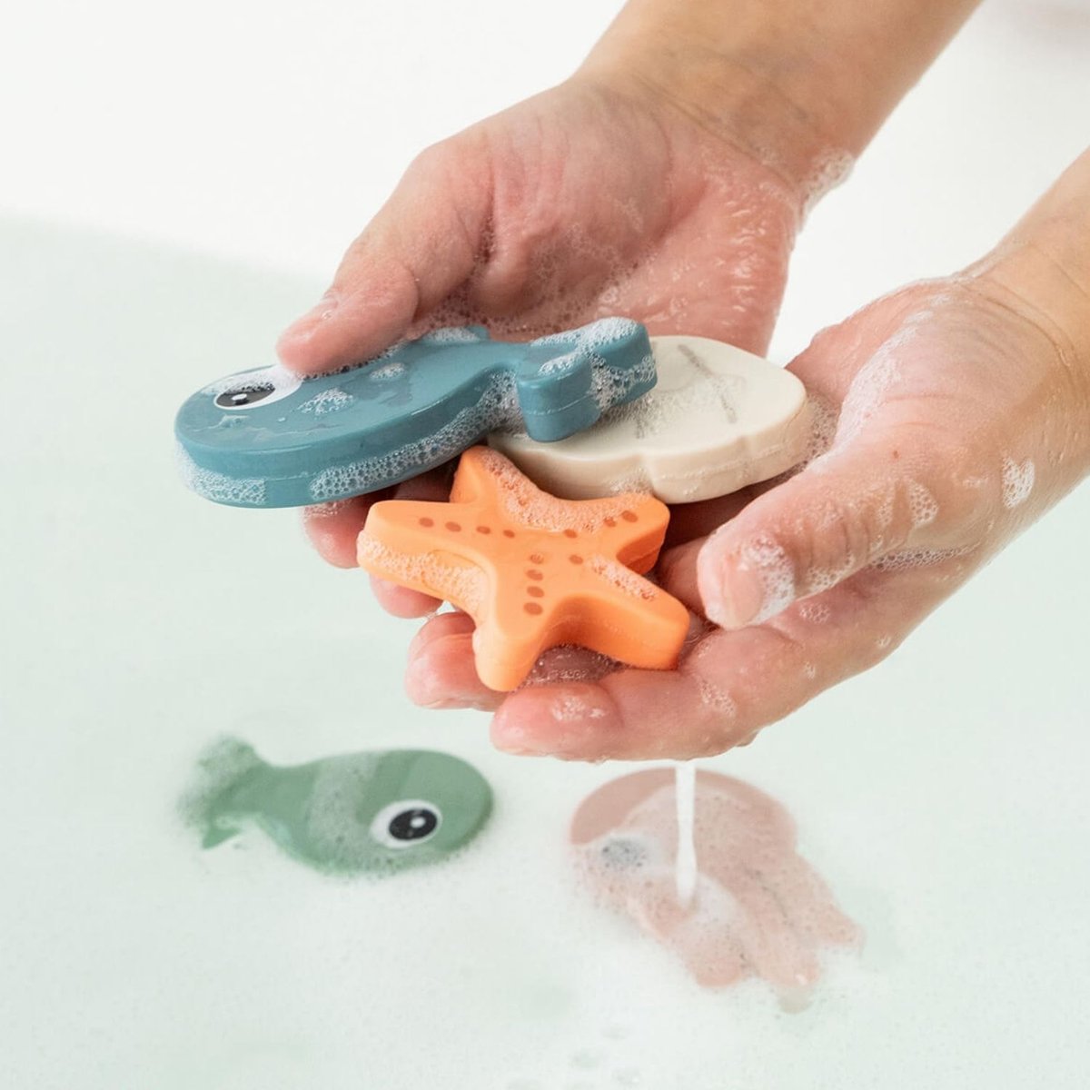Jeu de pêche pour le bain multicolore, DONE BY DEER