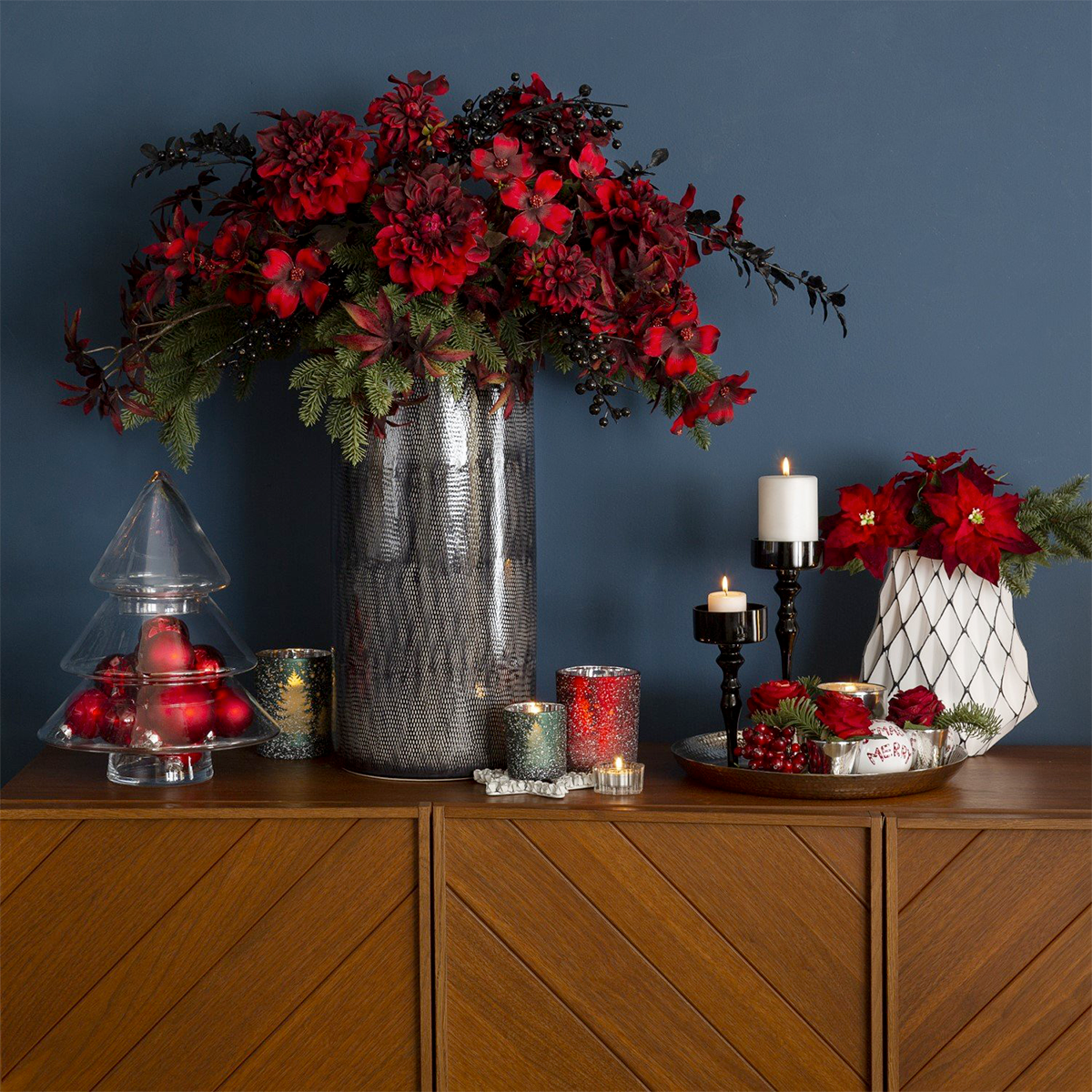Photophore de noël décoratif en verre dépoli H18 MOOR rouge, SIA DECO