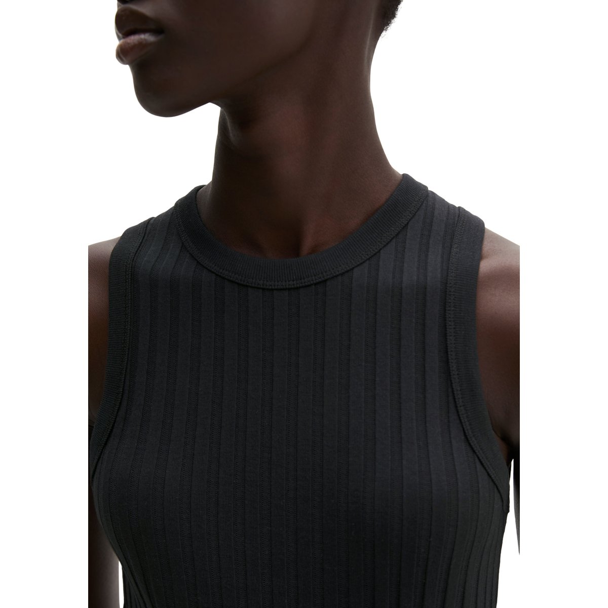 Top slim en pointelle avec TENCEL™ Modal noir, MARC O'POLO