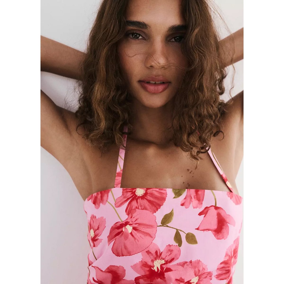 Top floral à col halter rose, MANGO