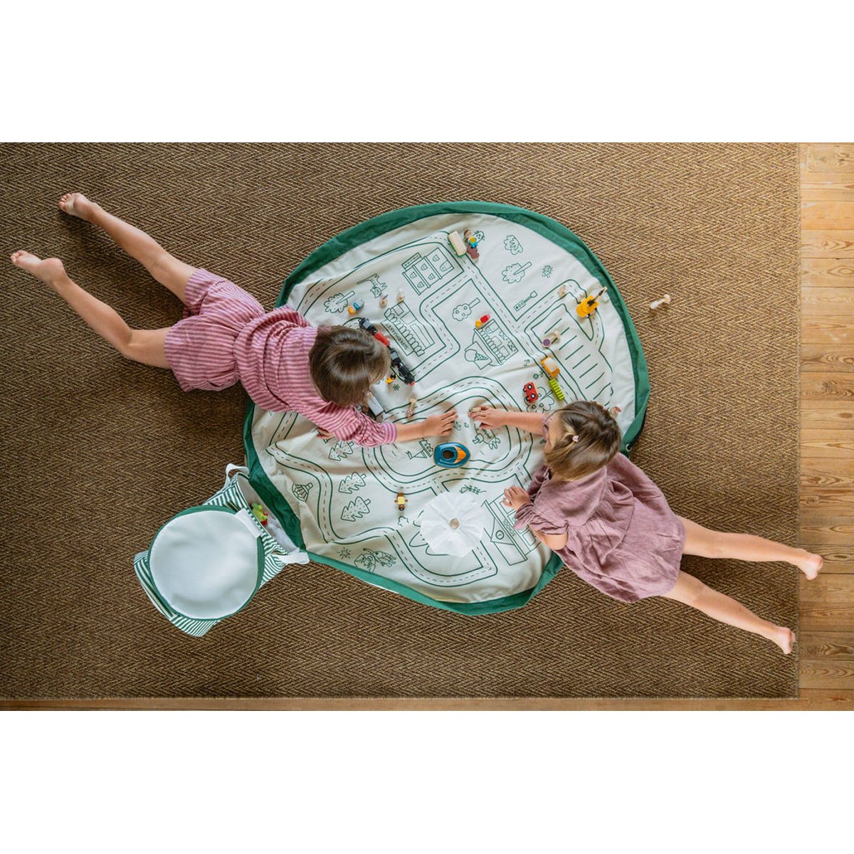 play&go - tapis de jeu & panier à jouets - roadmap ecru/vert, PLAY ET GO