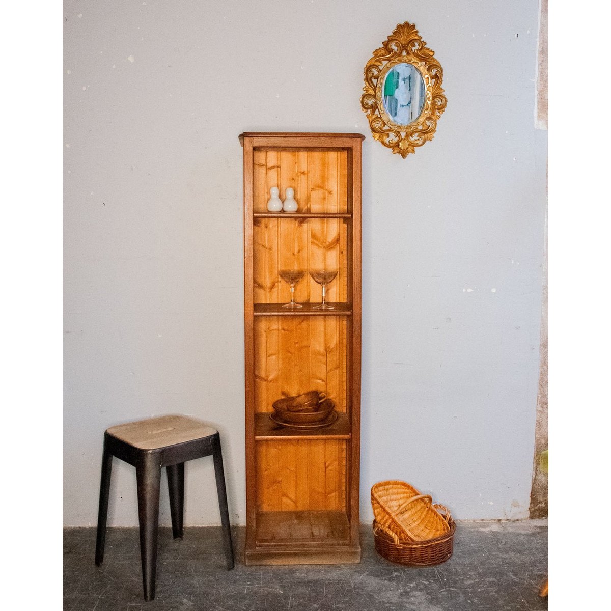 Grande étagère en bois foncé Gaëlle N°286 - Bon état bois foncé, DEBONGOUT