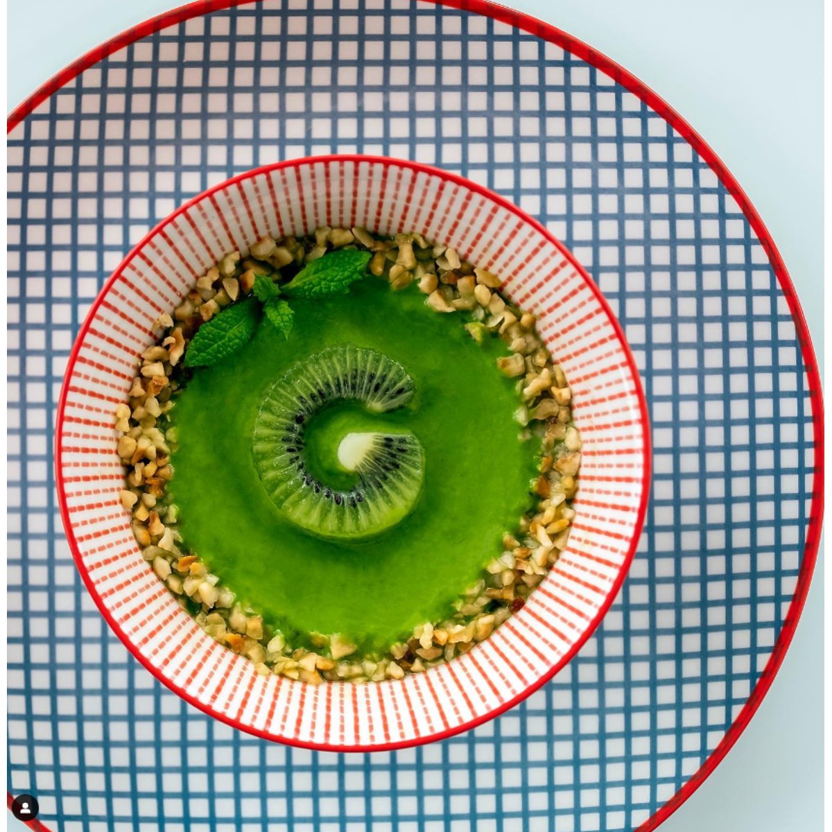 Service de 18 assiettes et bols design 1, SABAE multicolore, ARTIME