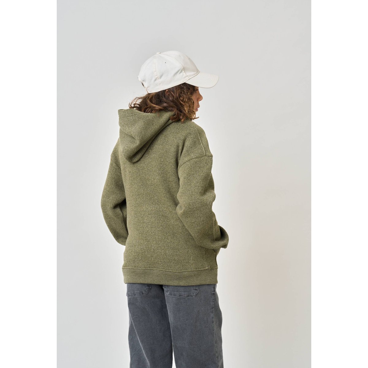 Sweat à capuche loose garçon en coton texturé avec patch étoile DAPPERON kaki foncé, DEELUXE