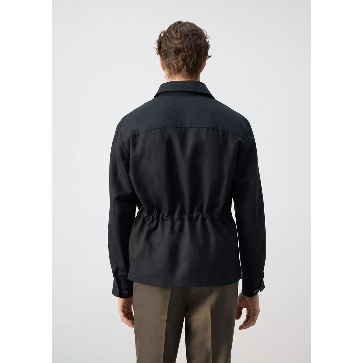 Veste lyocell froncée au dos bleu marine, MANGO MAN