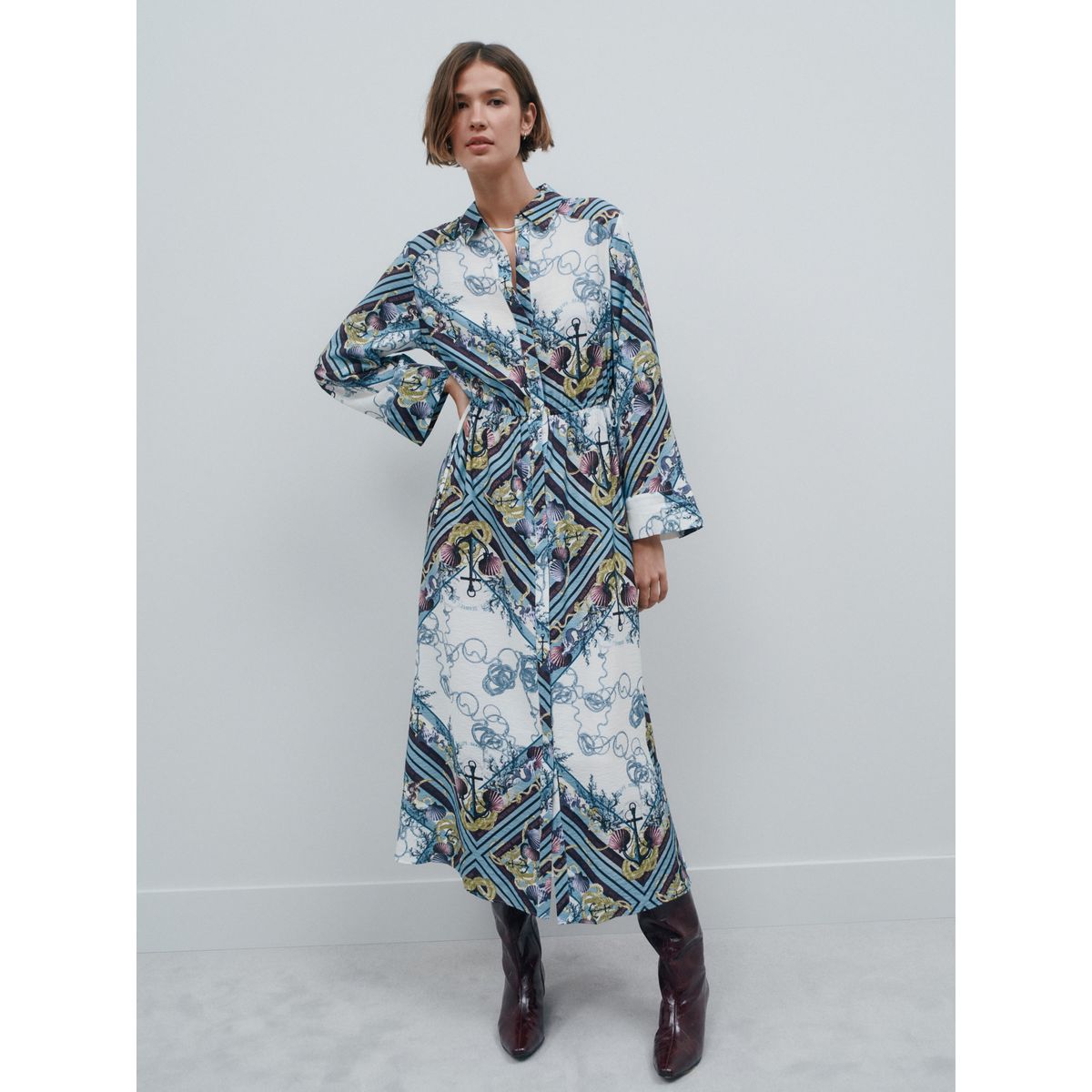 Robe chemise mi-longue à noeur sur la taille écharpe imprimée en corde bleue, NEXT