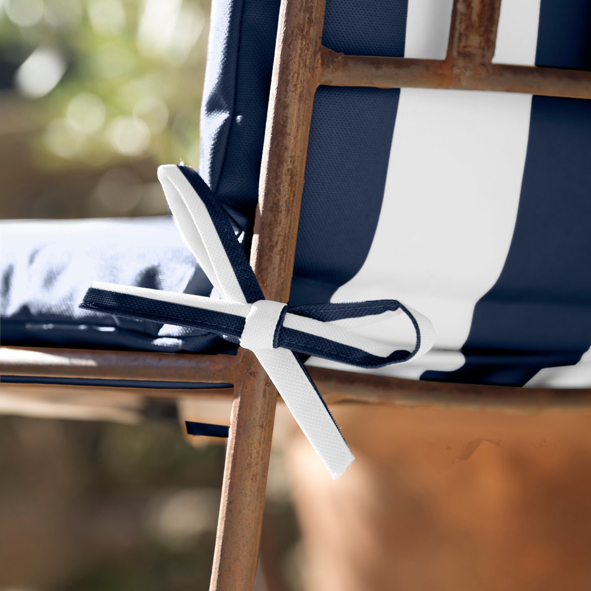 Coussin de fauteuil assise et dossier imperméable à rayures ARCACHON - QABANE bleu foncé, HOME MAISON