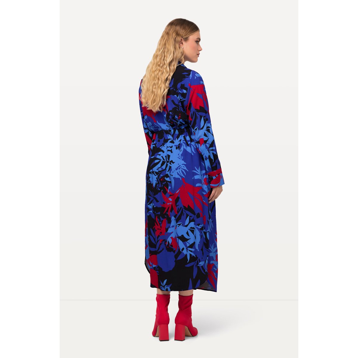 Robe midi à manches longues et col en V. titan bleu, ULLA POPKEN
