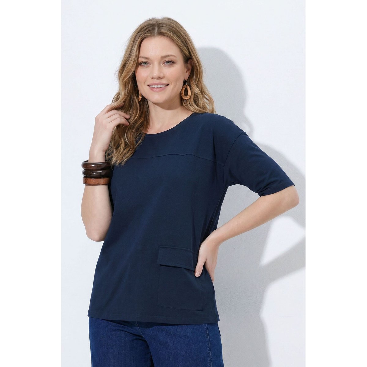 T-shirt en coton bio, poche à la base marine, ULLA POPKEN