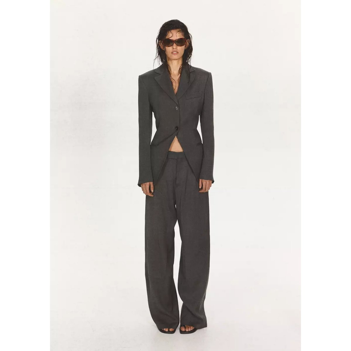 Blazer de tailleur à taille ajustée noir, MANGO