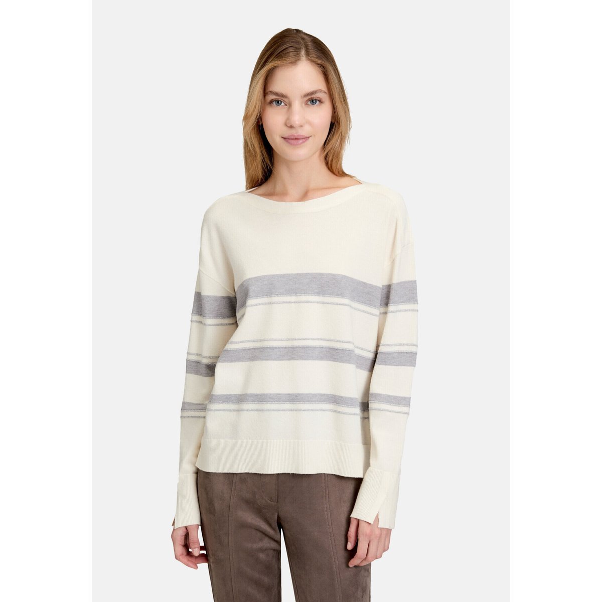 Pull-over en fine maille à fils de fil textile patch cream/grey, BETTY BARCLAY