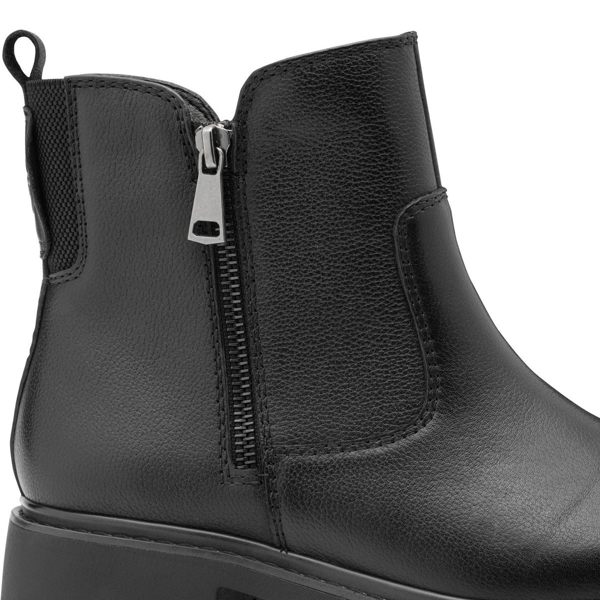 Bottine en cuir noir, TAMARIS