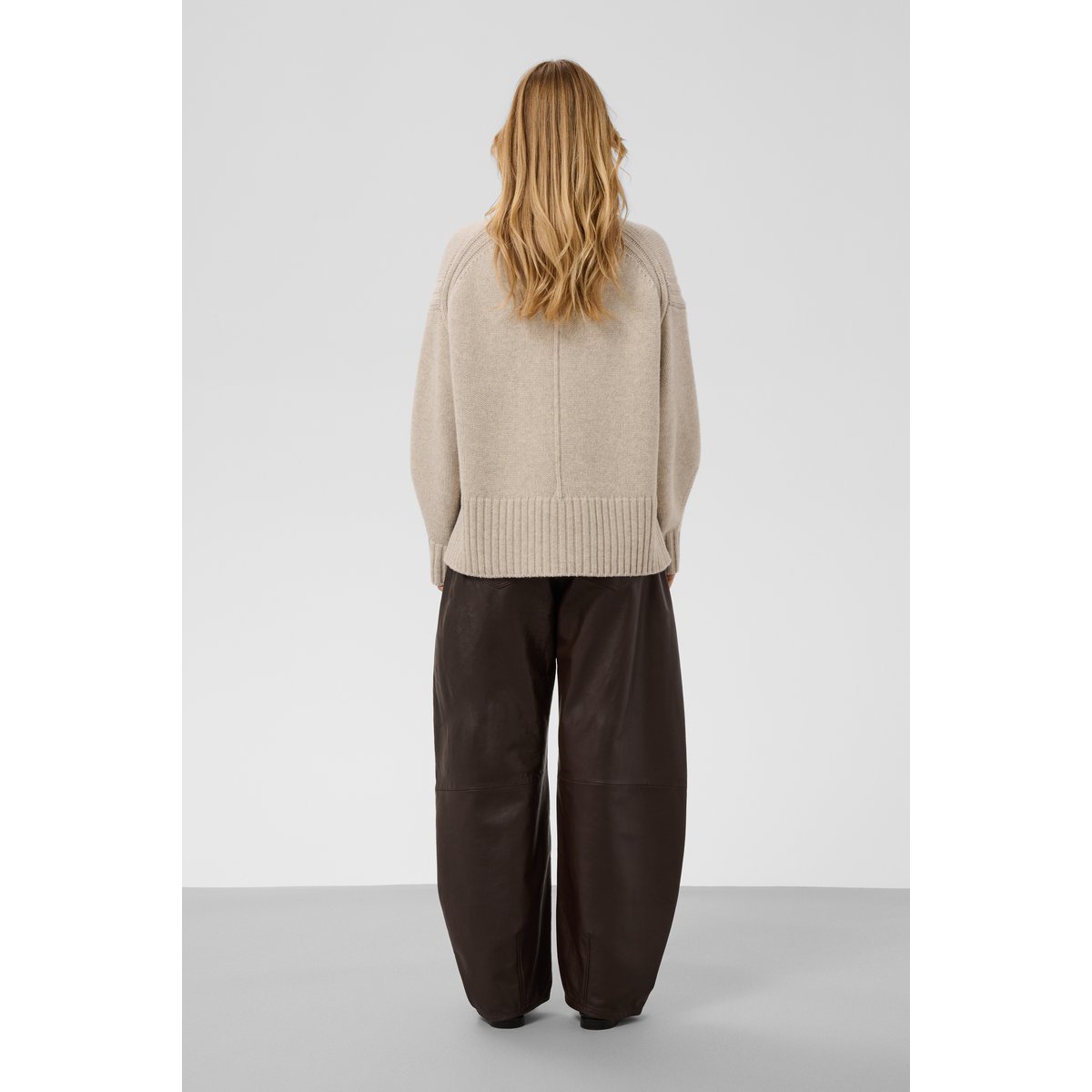 Pullover tricoté beige pistachio shell, SOAKED IN LUXURY