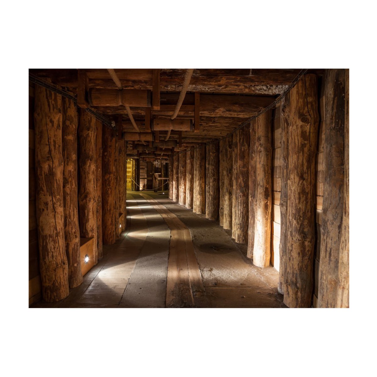 Papier peint intissé panoramique 3D et Perspective Wooden passage blanc, EDEN