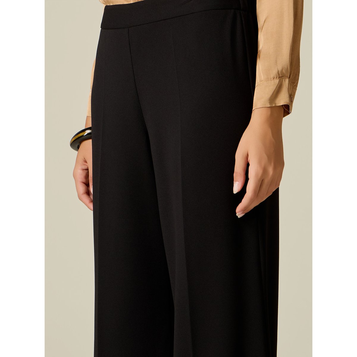 Pantalon palazzo noir, OLTRE