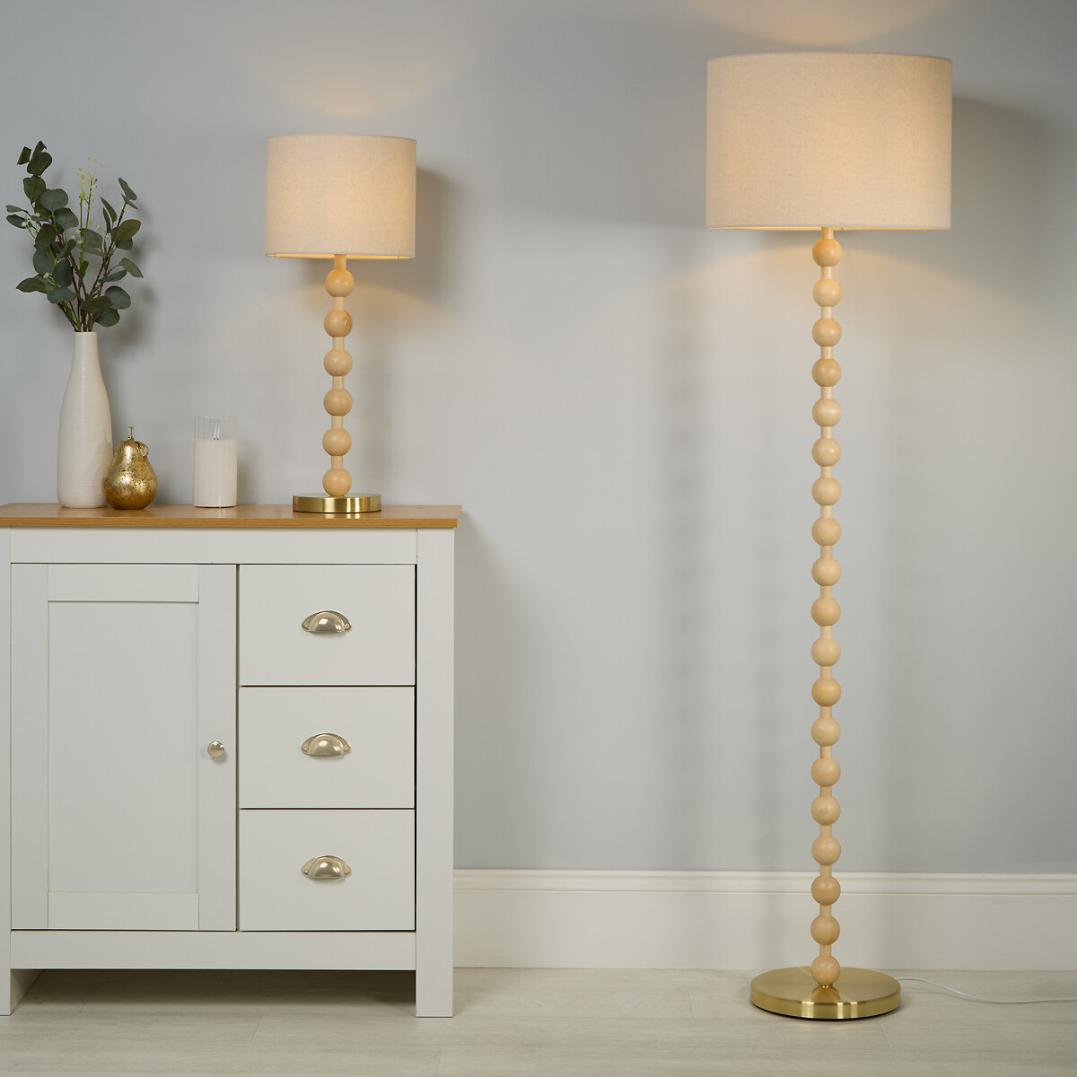 Bradford Wooden Bobbin Floor Lamp with Linen Shade beige, SO'HOME