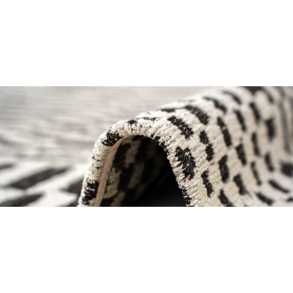 Tapis tissé plat moderne STRUCTURES noir, NOVATREND