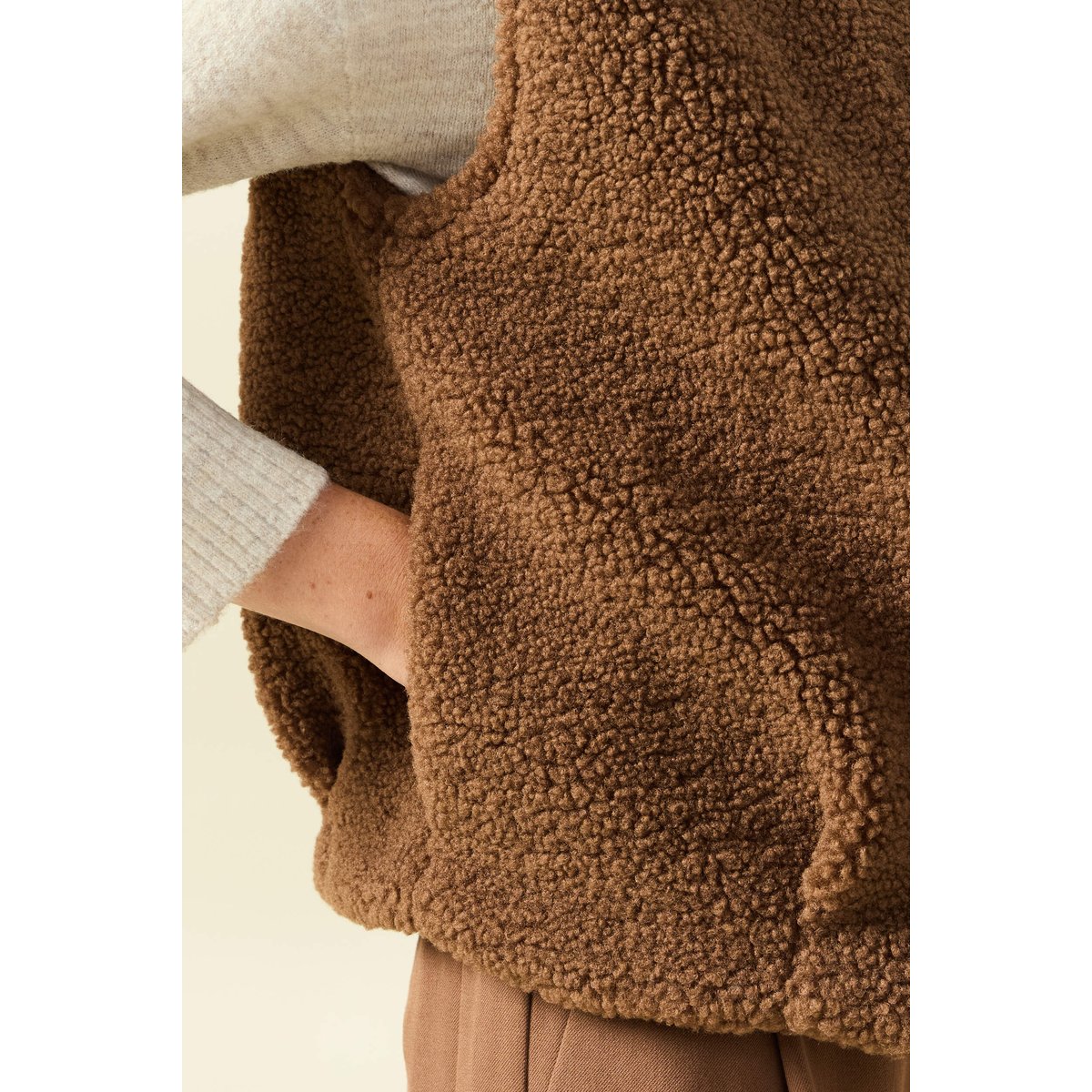 Gilet sans manches bouclette col rond marron, BONOBO