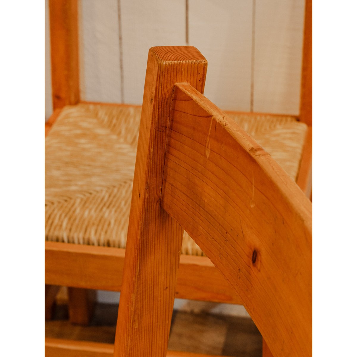 Lot de 4 chaises en bois Claude N°801 - Bon état bois, DEBONGOUT