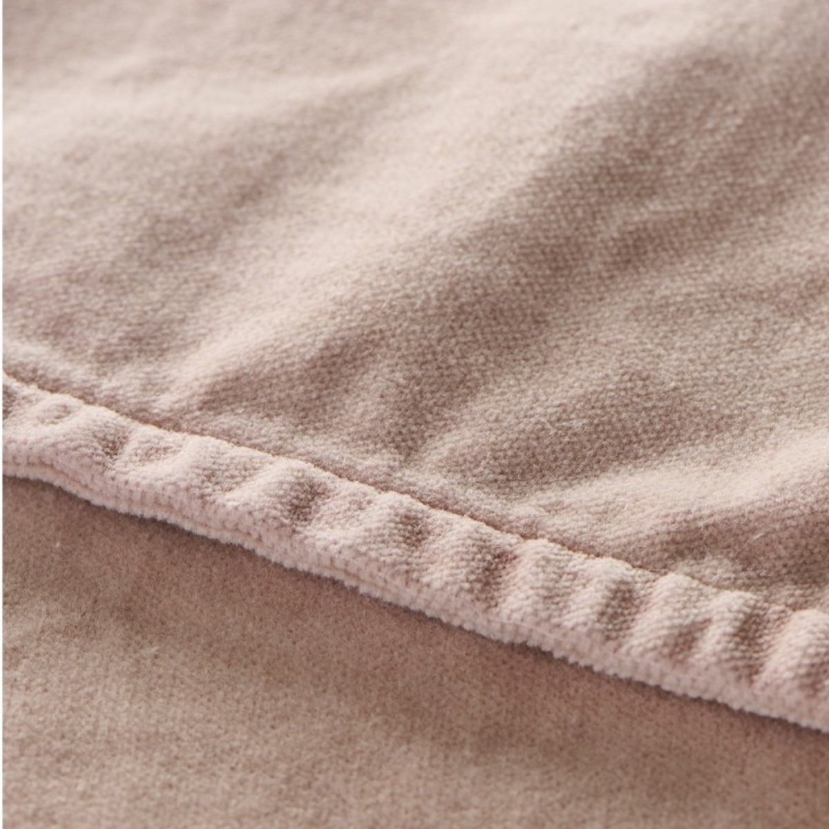 Housse de coussin velours rose nude, IB LAURSEN