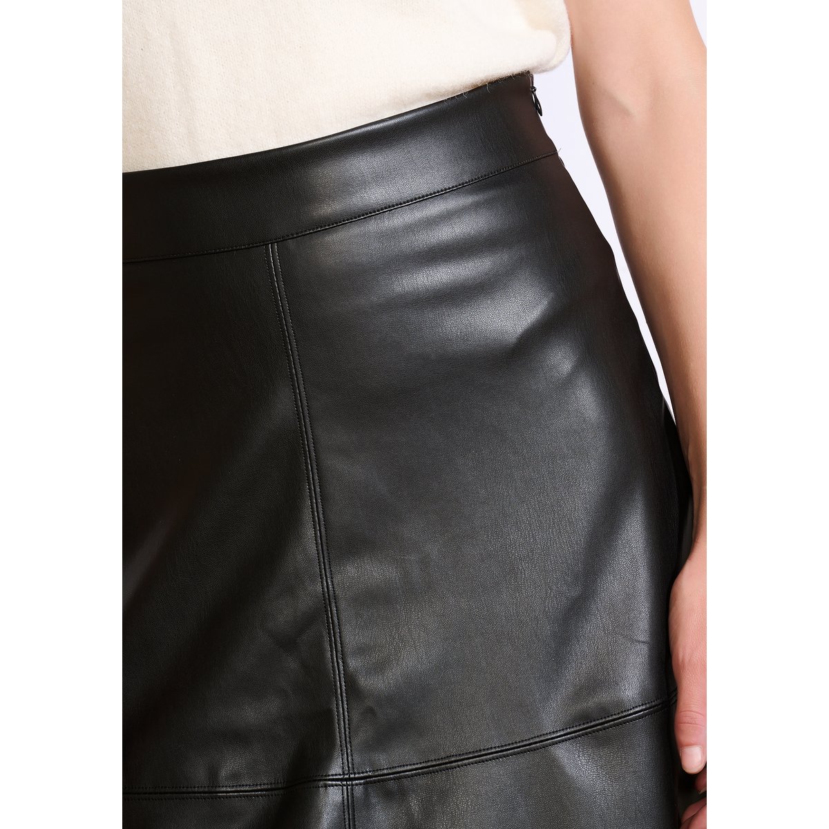 Jupe midi effet cuir noir, LOLALIZA