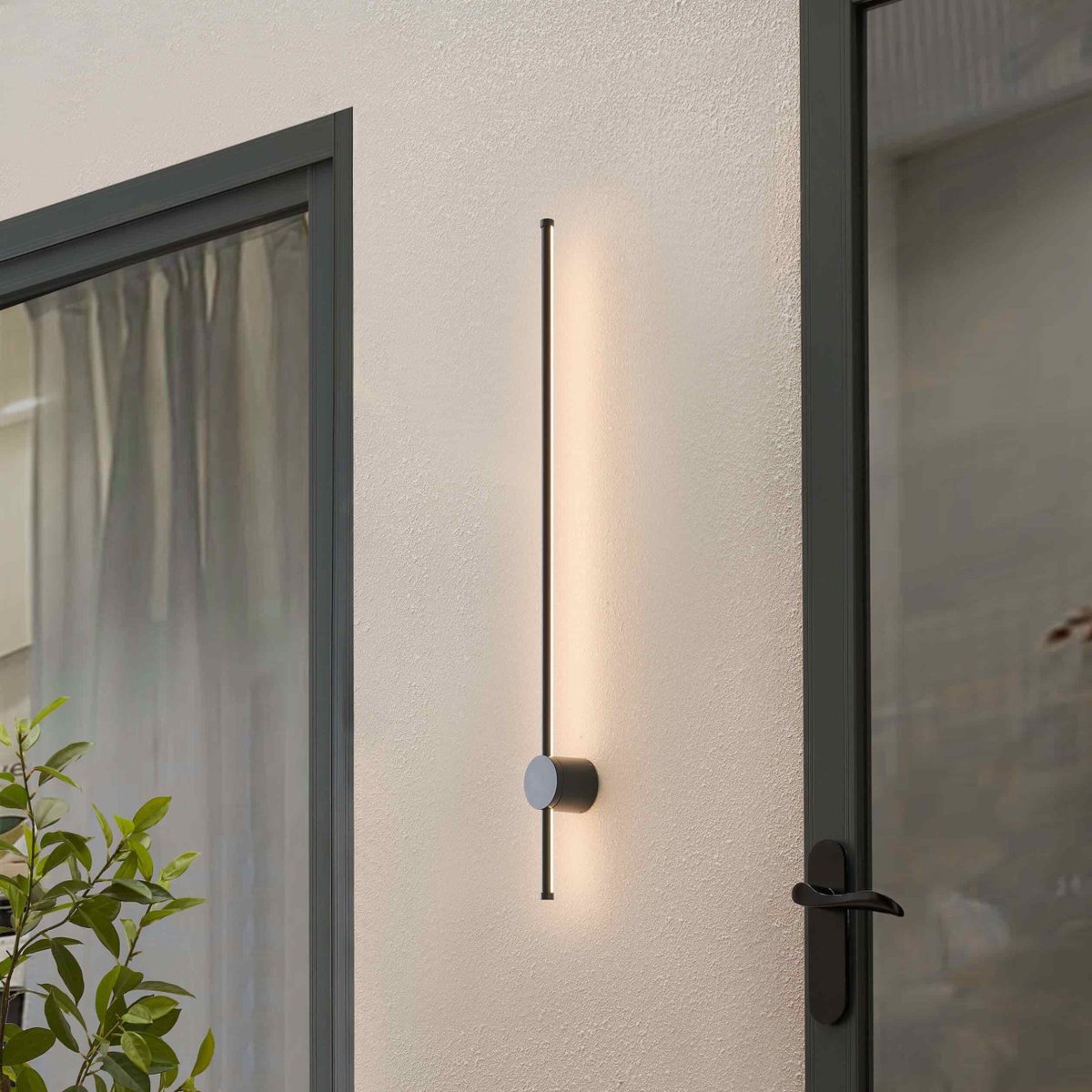 Applique LED longue IP54 stable - NIKOLAI noir, KOSILUM
