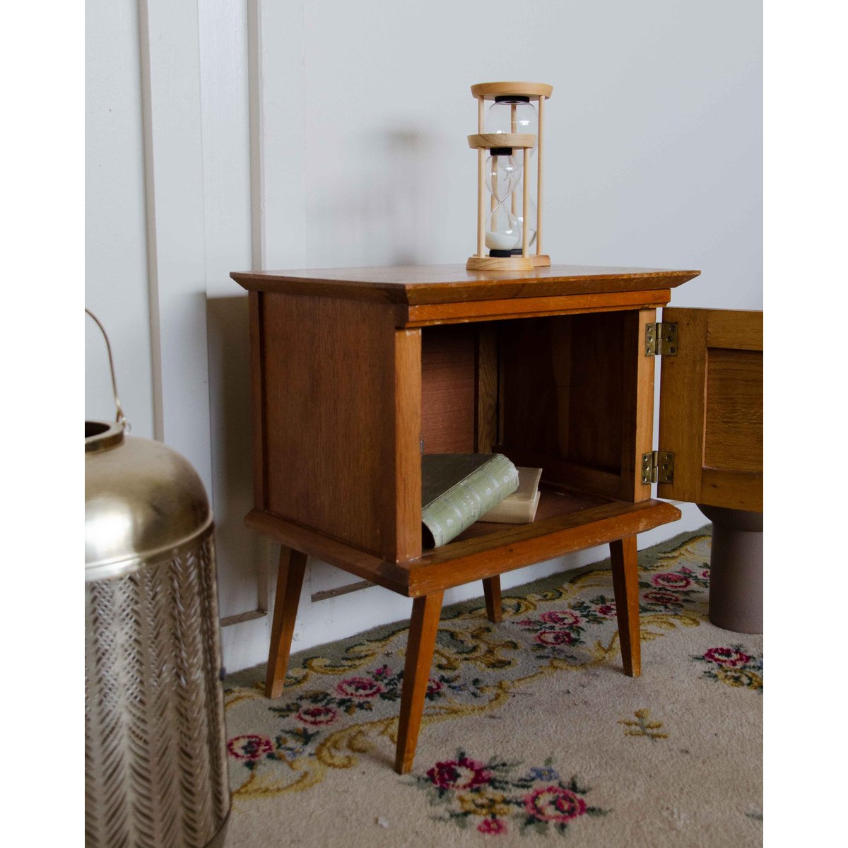 Table de chevet mid-century Maïa N°1494 - Bon état marron, DEBONGOUT