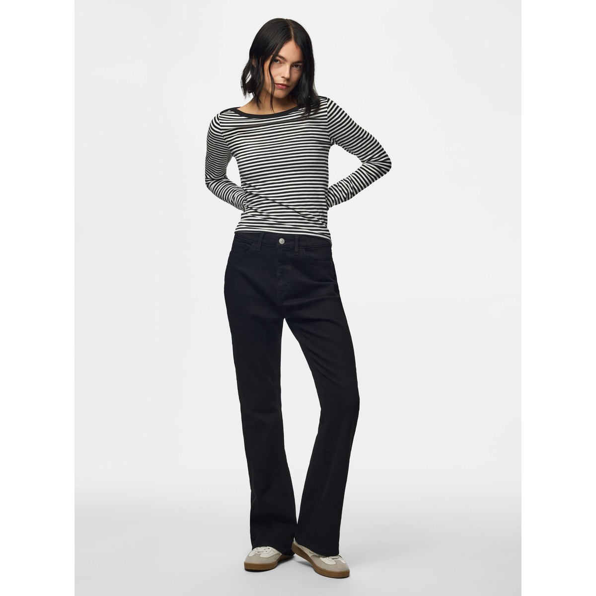 Jean Évasé noir - black denim1, PIECES