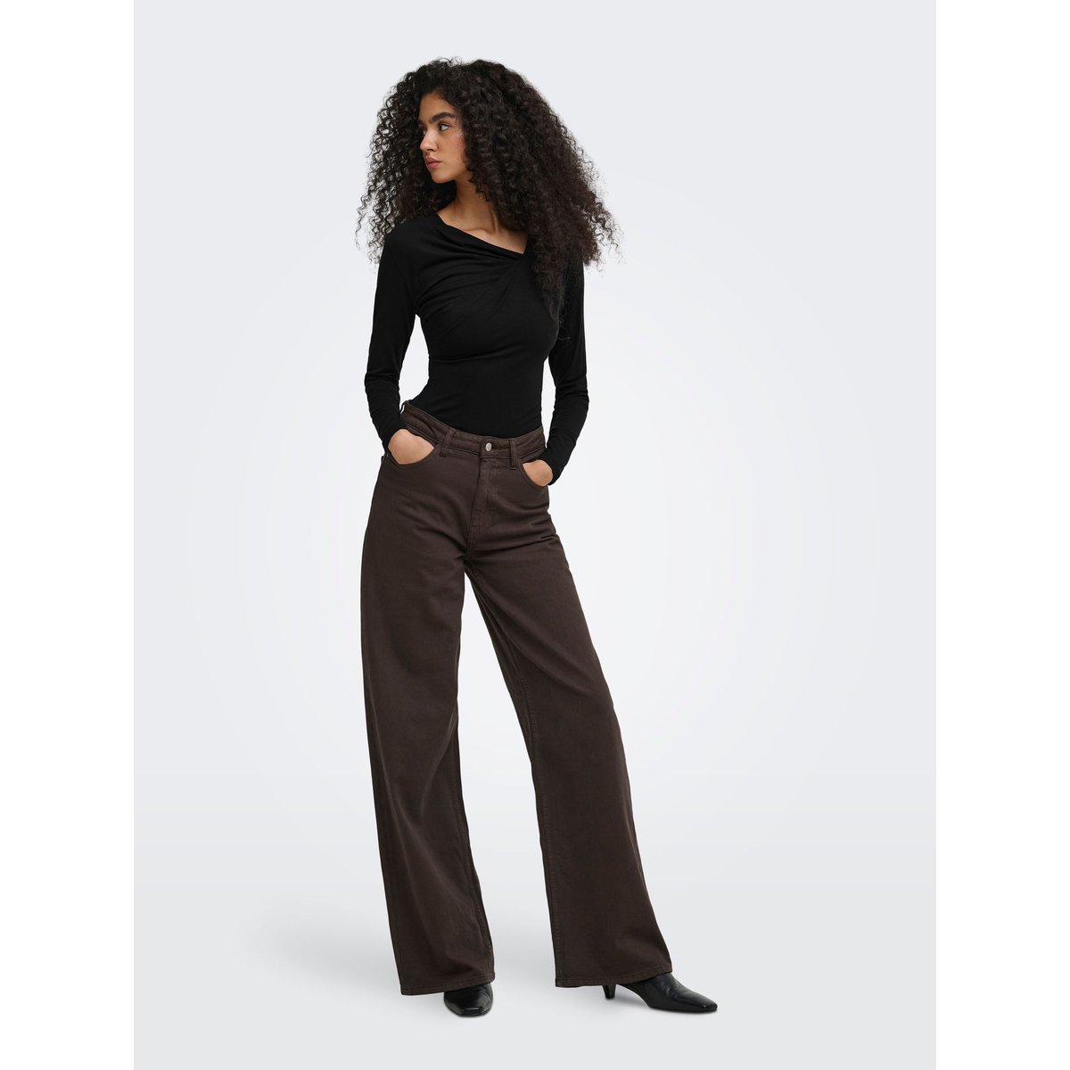 Top black 1, JDY