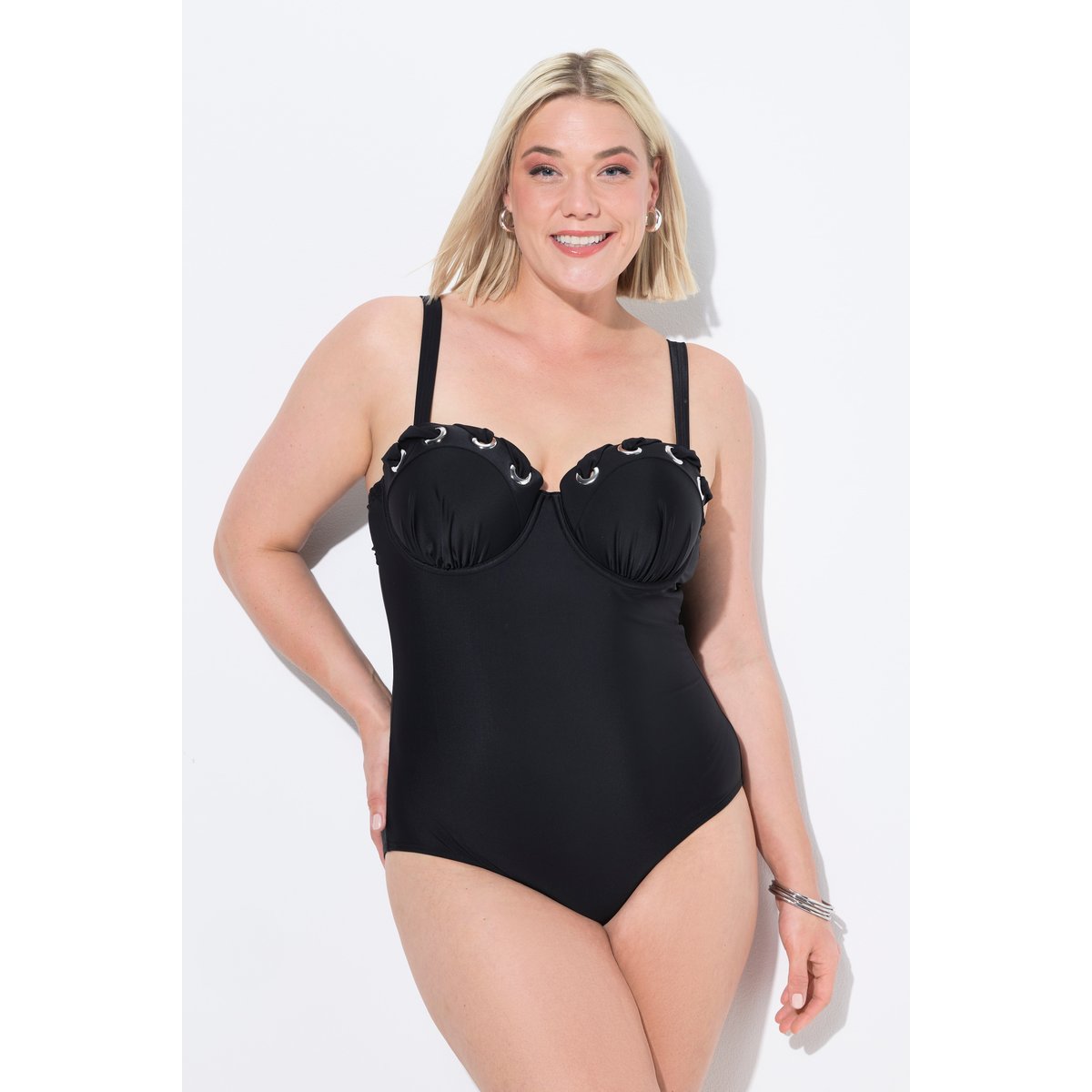 Maillot de bain à bonnets souples. Bretelles noir, ULLA POPKEN