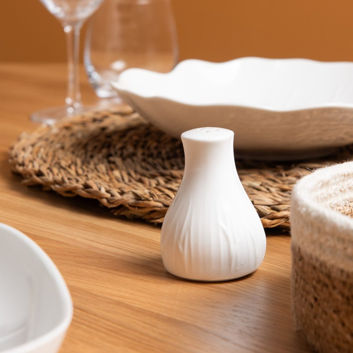 Plat rond Dahlia 32 cm blanc, TABLE PASSION