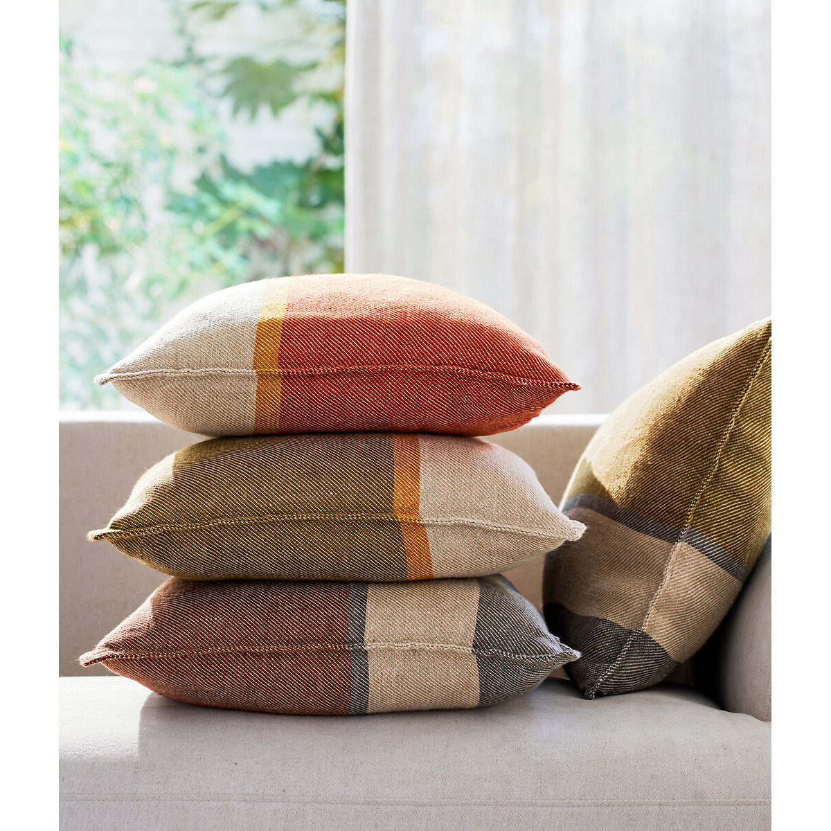 Housse de coussin lin épais, Cirrus rayé vert mousse, AM.PM