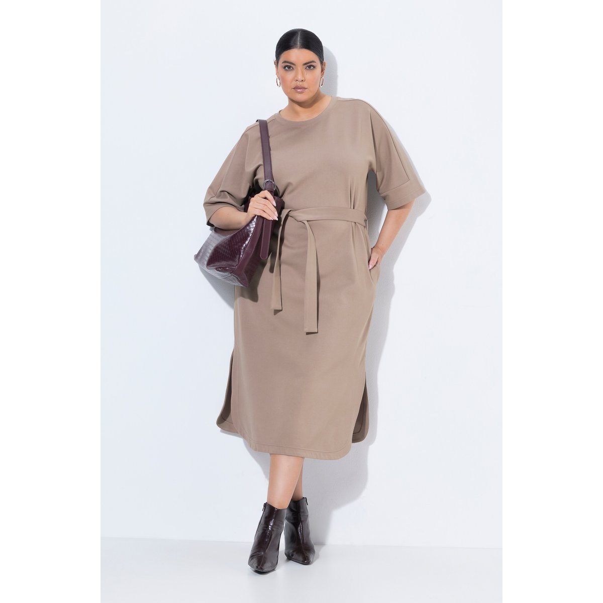 Robe midi oversize, décolleté rond marron pâle, ULLA POPKEN