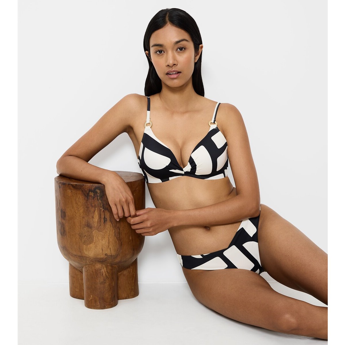 Summer Allure Bikini Top black/white, TRIUMPH