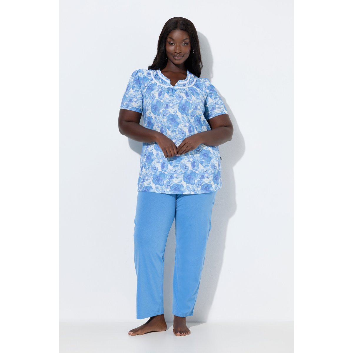 Pyjama 2 pièces, T-shirt motif roses bleu ciel, ULLA POPKEN