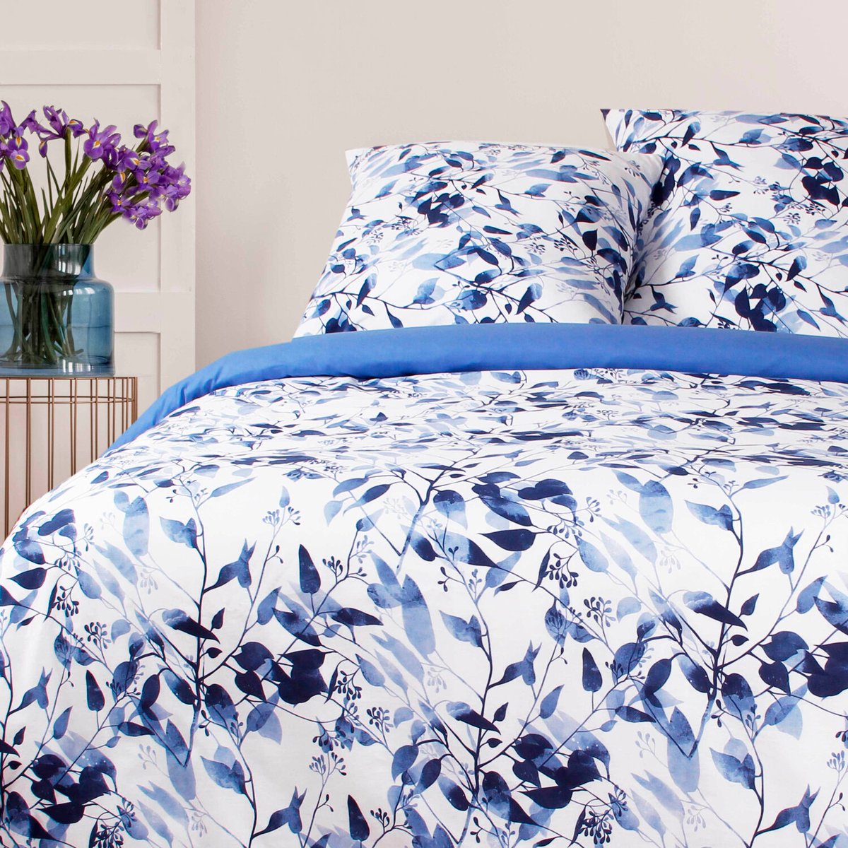 Parure de lit 100% coton imprimé, LEAVES blanc / bleu, C DESIGN HOME TEXTILE