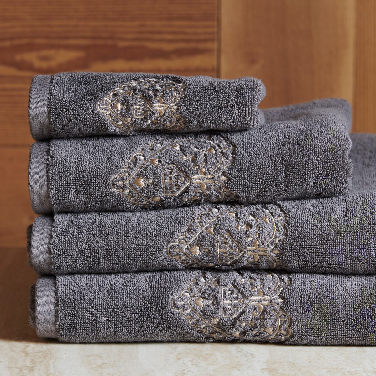 Drap de douche en Coton 600g/m² - NUIT AU CHALET anthracite, TRADITION DES VOSGES