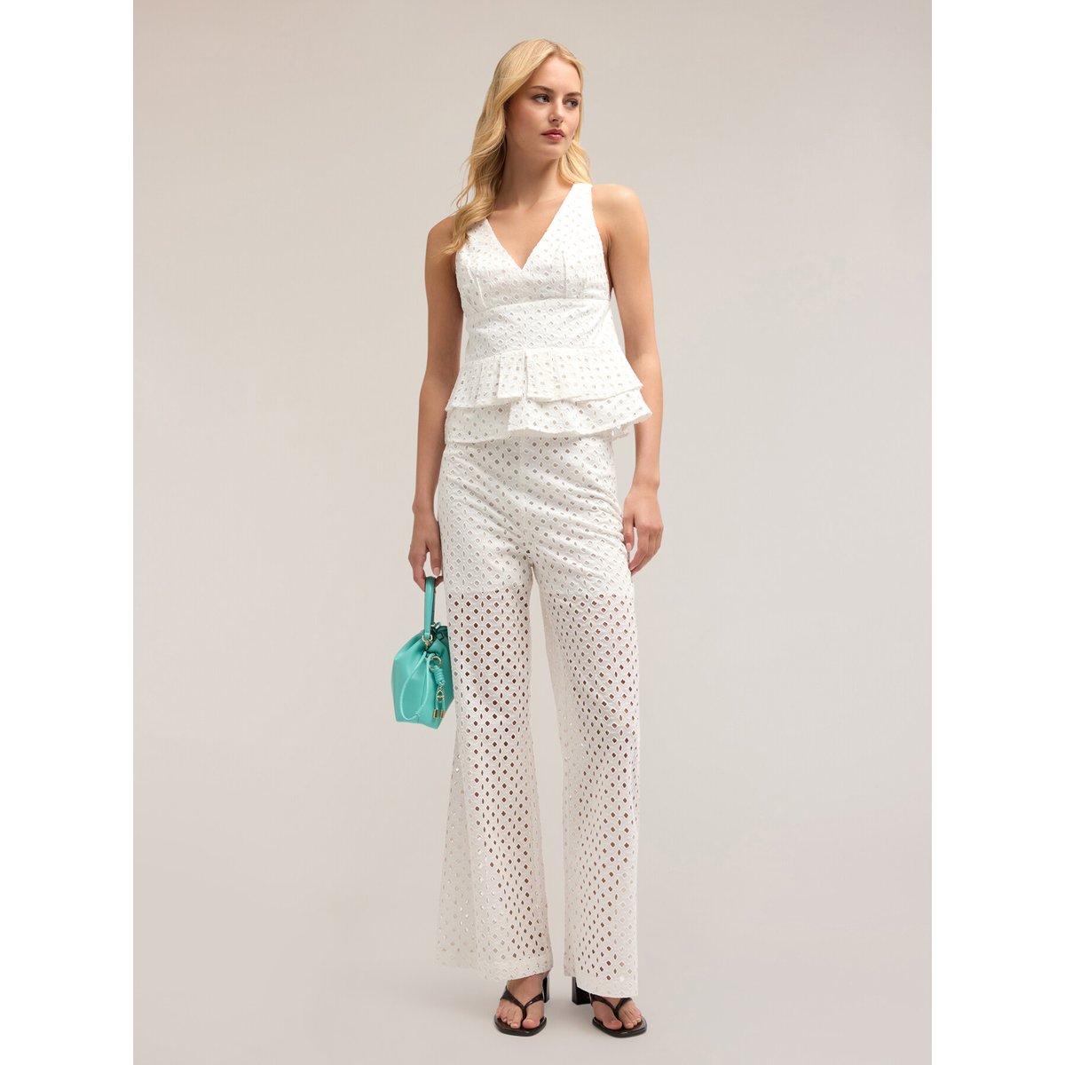 Pantalon large en broderie anglaise blanc, MOTIVI