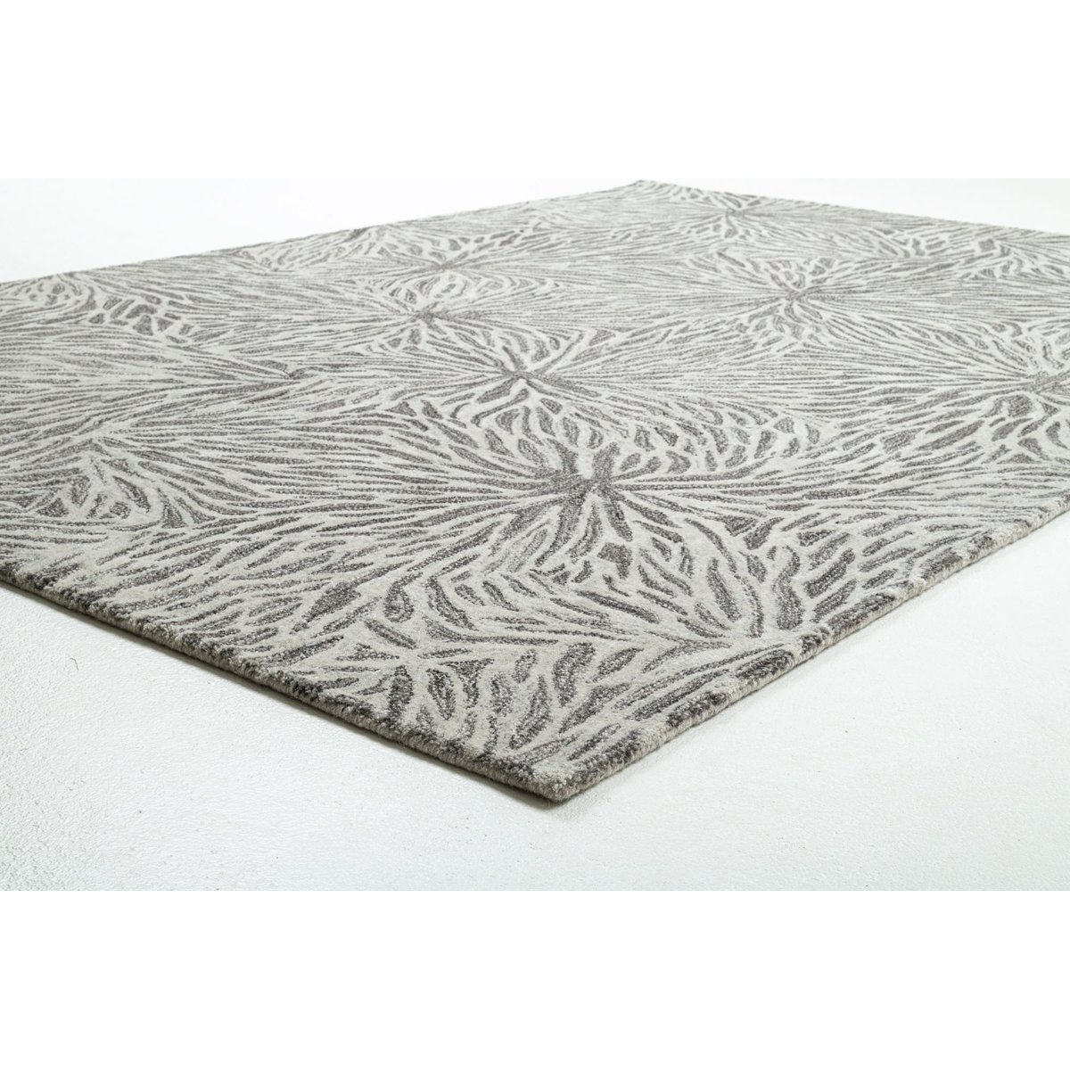 Tapis tufté main en laine vierge et viscose gris, THEKO